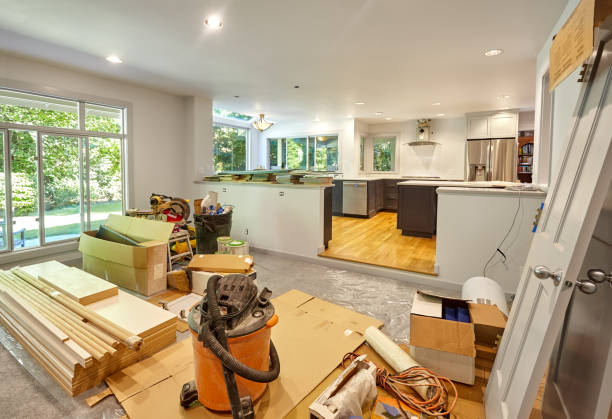 Professional Countertop Replacement technician working in Clearwater Beach, FL